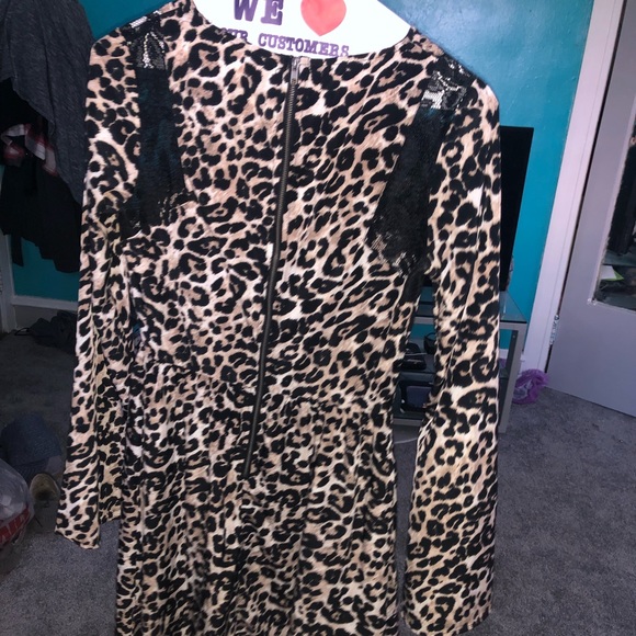 Leopard dress, lease in the upper arm area - Picture 3 of 3